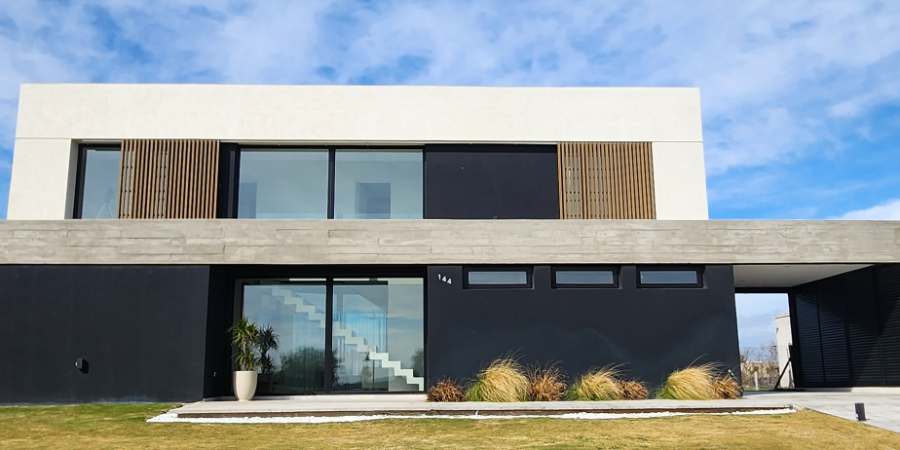 - FR HOUSE -  Actualmente en obra 